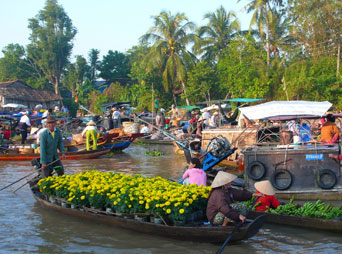 FLOATING MARKET AND HOMESTAY 2 DAYS